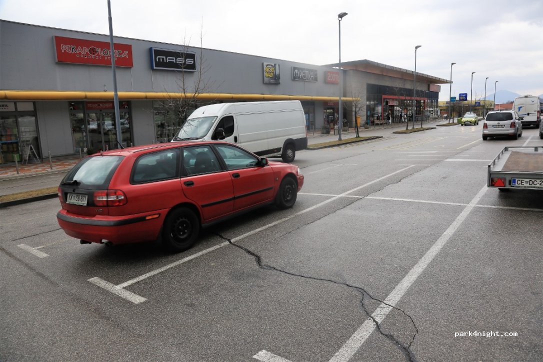 (3210) Slovenske Konjice - 40 Liptovska ulica — foto 2