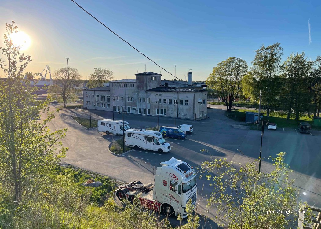 (10900) Hanko - 2 Satamakatu — foto 2
