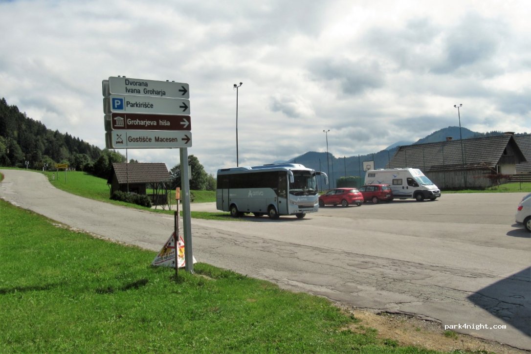 (4229)  - 52 Zgornja Sorica — foto