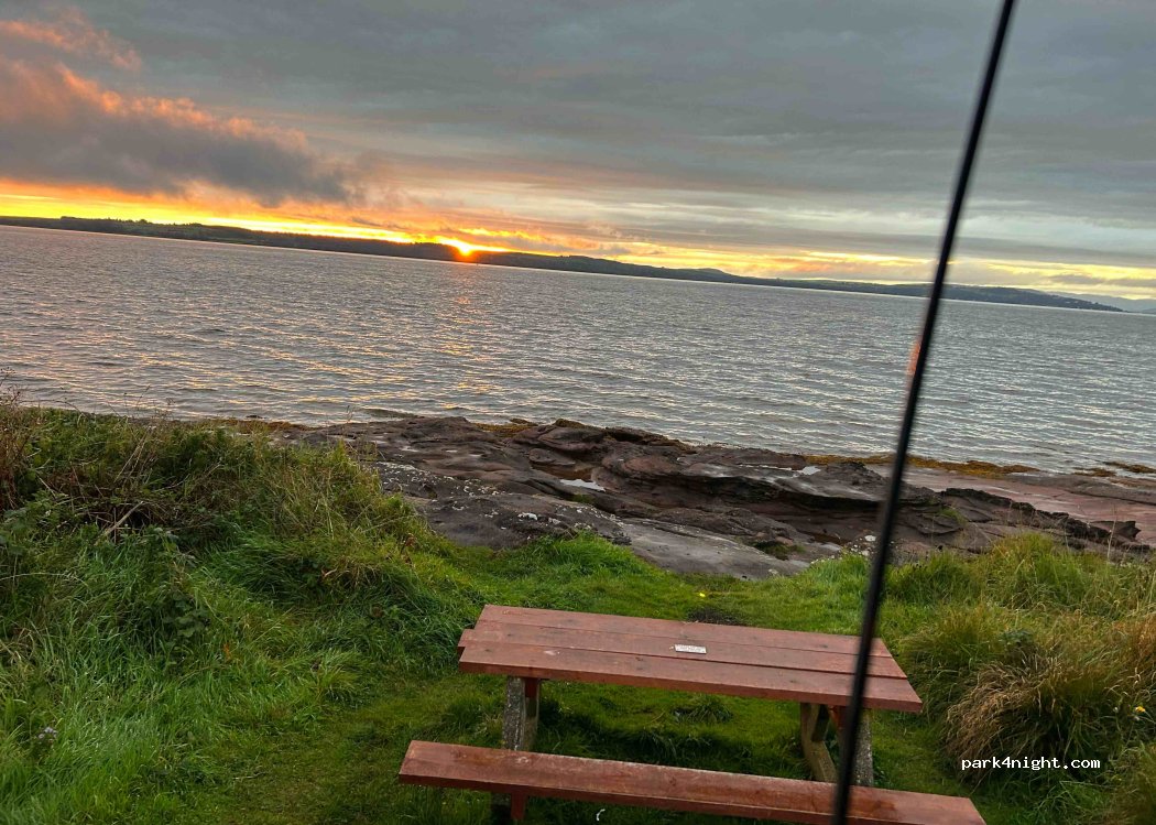 (KA28 0HQ) Isle of Cumbrae - Unnamed Road — foto