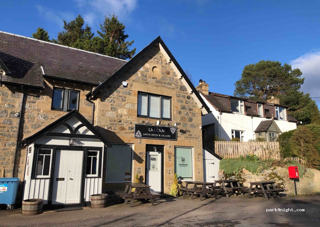 (PH20 1AH) Newtonmore - Unnamed Road — foto 2