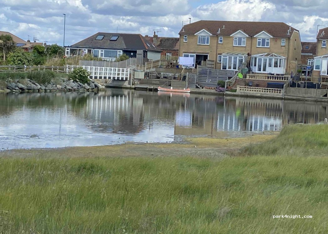 (BN43 5LS) Lancing - 2 West Beach Road — foto 3