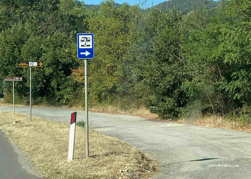 (50037) San Piero a Sieve - SP129 — foto