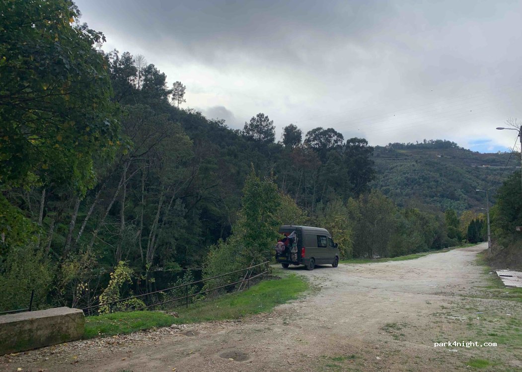 (5100) Várzea de Abrunhais - Rua dos Moinhos — foto 3