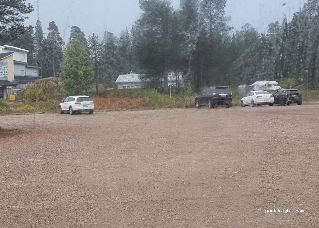 (98900) Salla - 111 Hautajärventie — foto