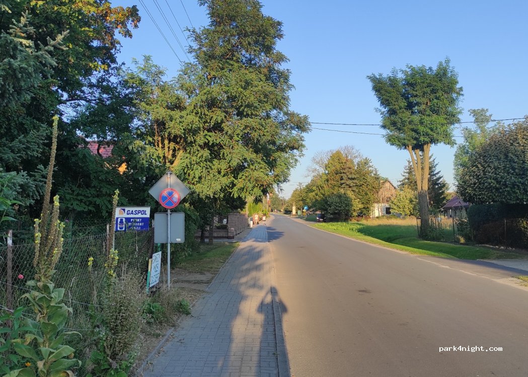 (62-261) Dziekanowice - Unnamed Road — foto 2