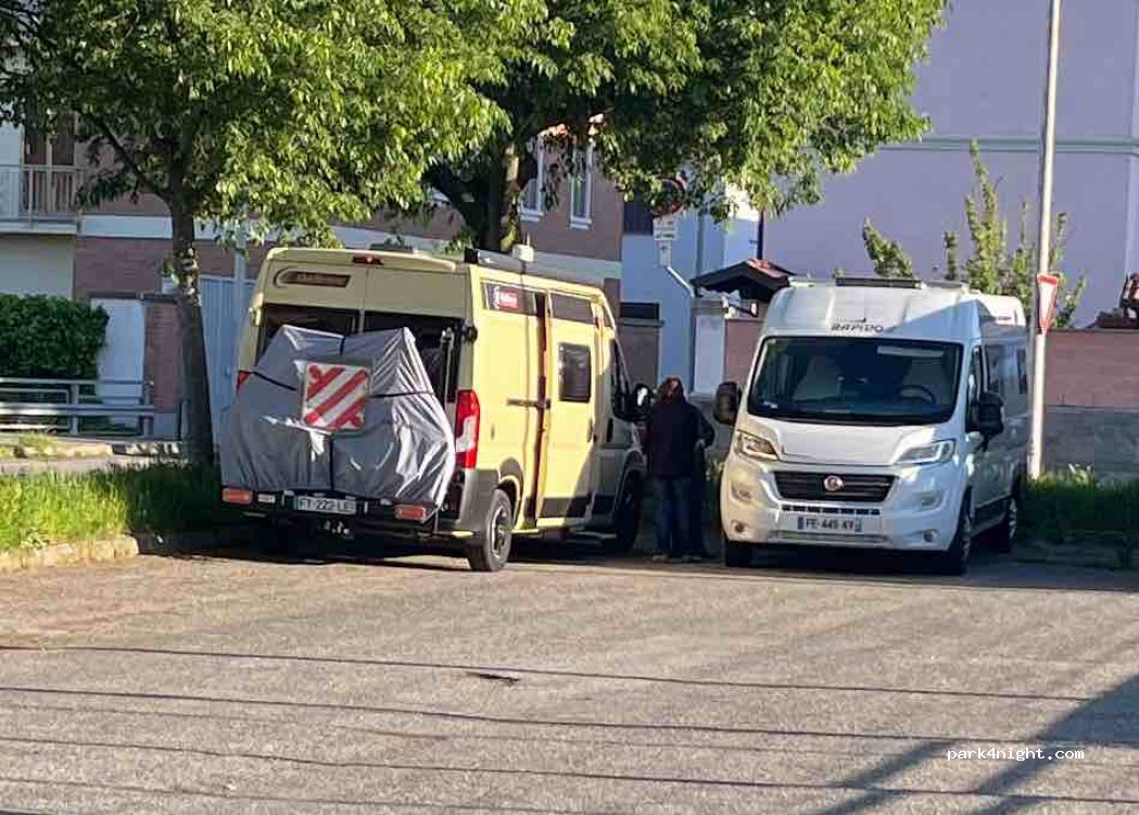 (13100) Vercelli - 16 Via Rocciamelone — foto
