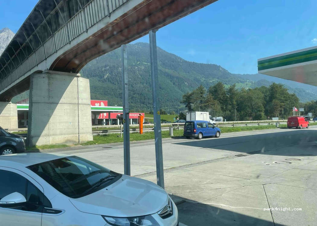 (9470) Buchs - 1 Rheindammweg — foto