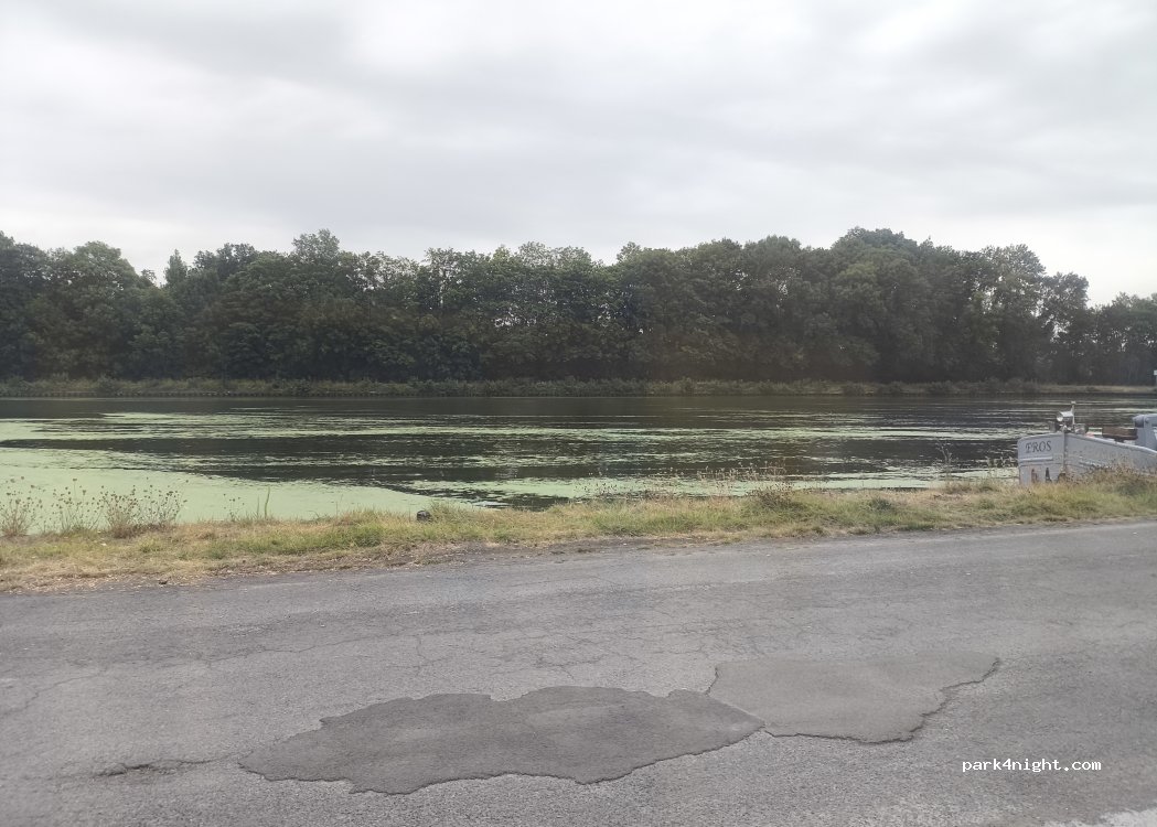 (59251) Allennes-les-Marais - Chem. du Halage — foto