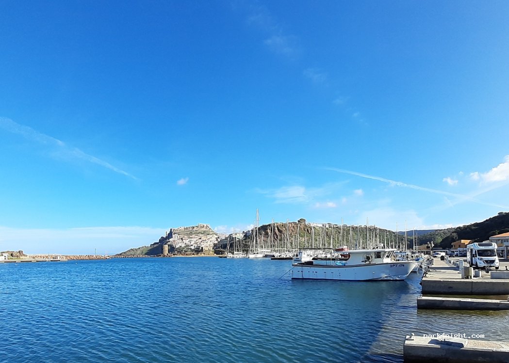 (07031) Castelsardo - Unnamed Road — foto 2