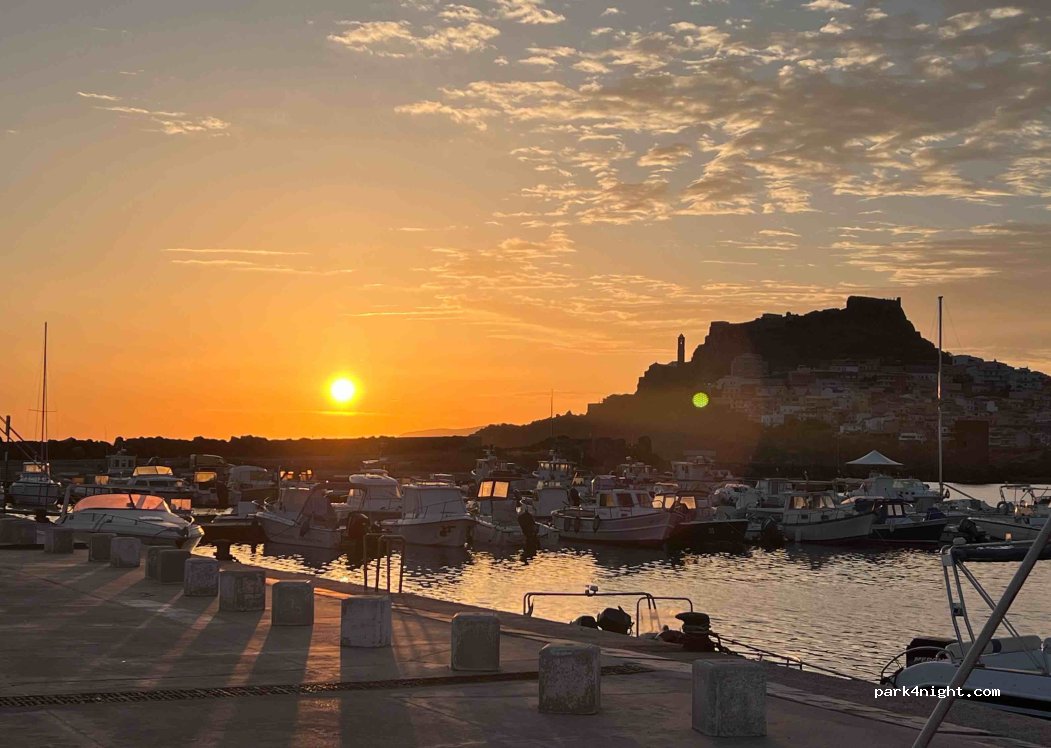 (07031) Castelsardo - Unnamed Road — foto 3