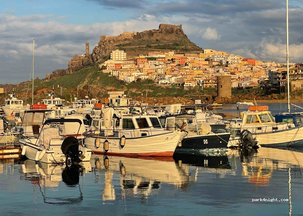 (07031) Castelsardo - Unnamed Road — foto 4