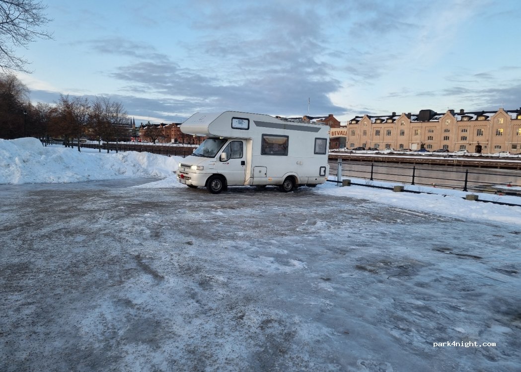 (802 84) Gävle - 13 Södra Skeppsbron — foto 4