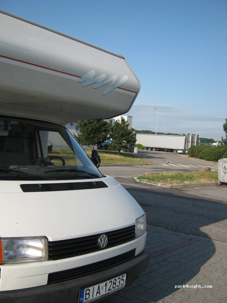 (851 10) Bratislava - — foto