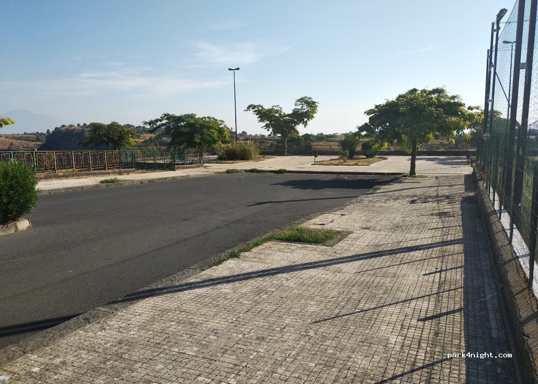 (95043) Militello In Val di Catania - 56 Viale Regina Margherita — foto 3