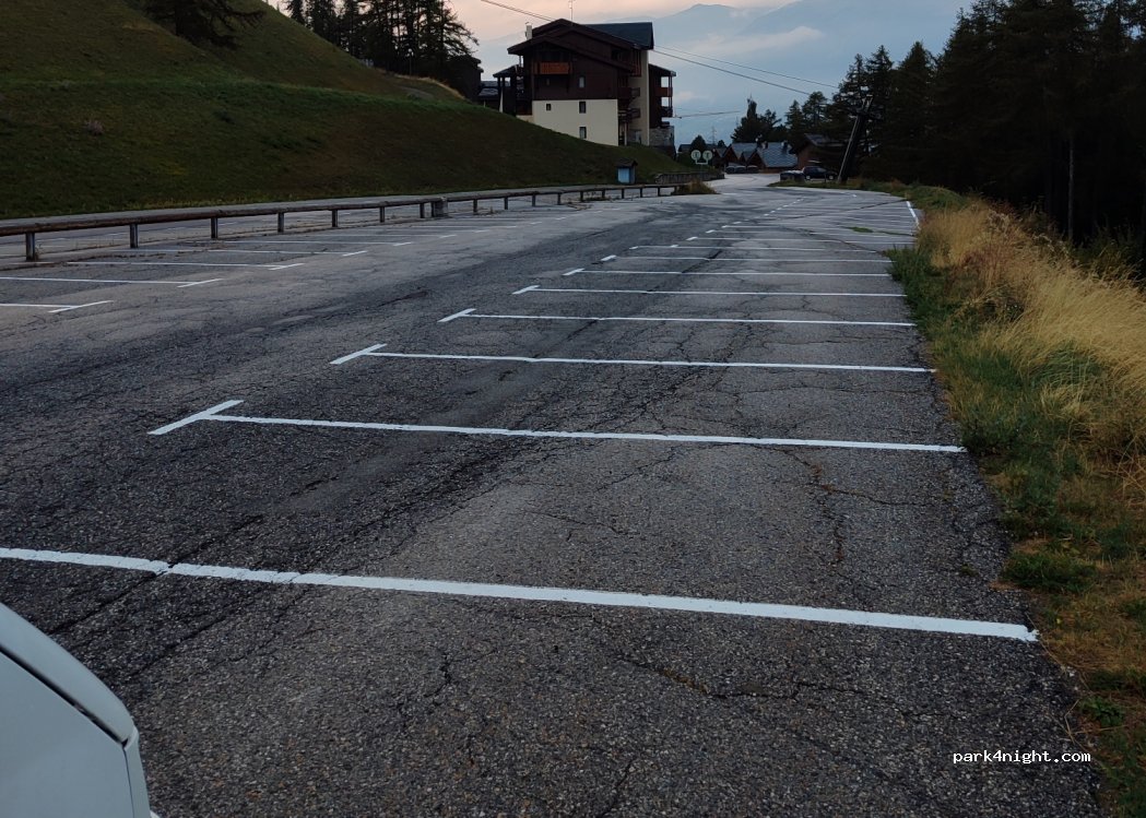 (73210) La Plagne-Tarentaise - 41 Route des Jeux — foto
