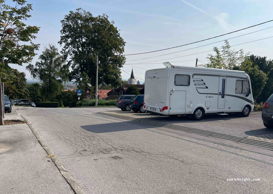 (10430) Samobor - 11 Ulica Svete Ane — foto