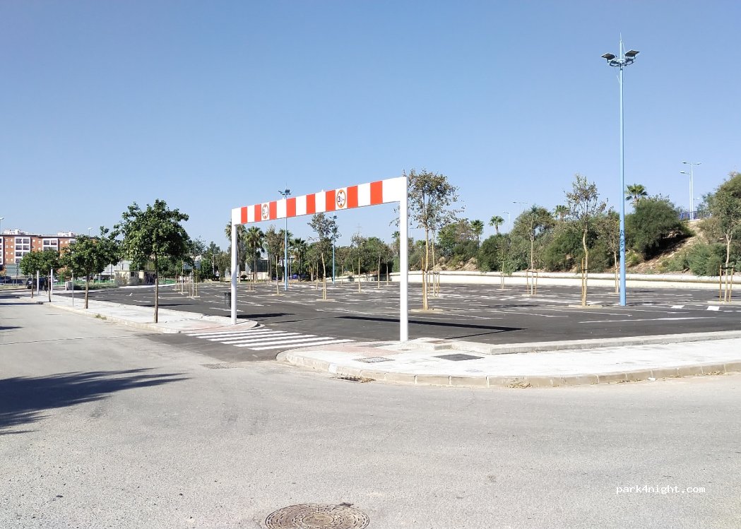 (41703) Dos Hermanas - 3 Calle de Dulcinea del Toboso — foto 2
