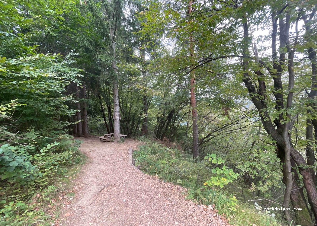 (4260) Zasip - Unnamed Road — foto 3