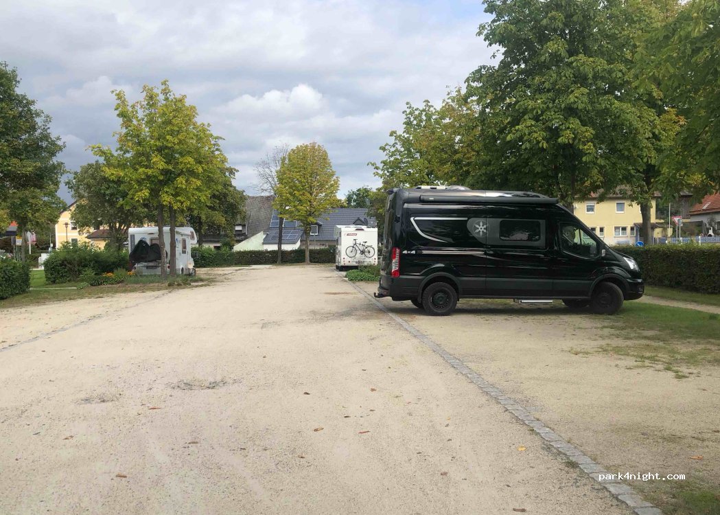 (95698) Bad Neualbenreuth - 1 Otto-Freundl-Straße — foto 2