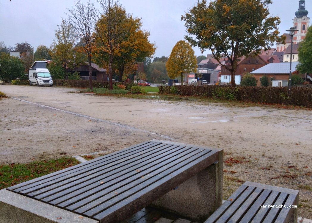 (95698) Bad Neualbenreuth - 1 Otto-Freundl-Straße — foto 3