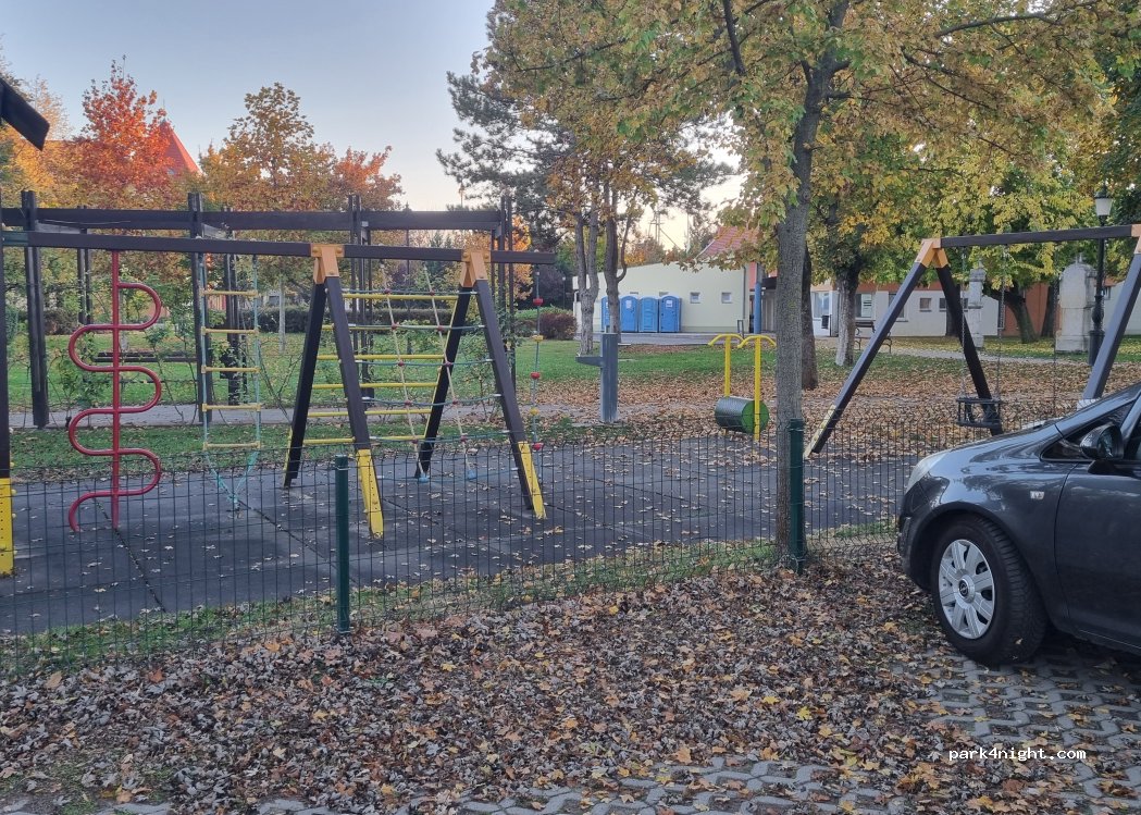 (6782) Mórahalom - 15 Szabadság utca — foto 2