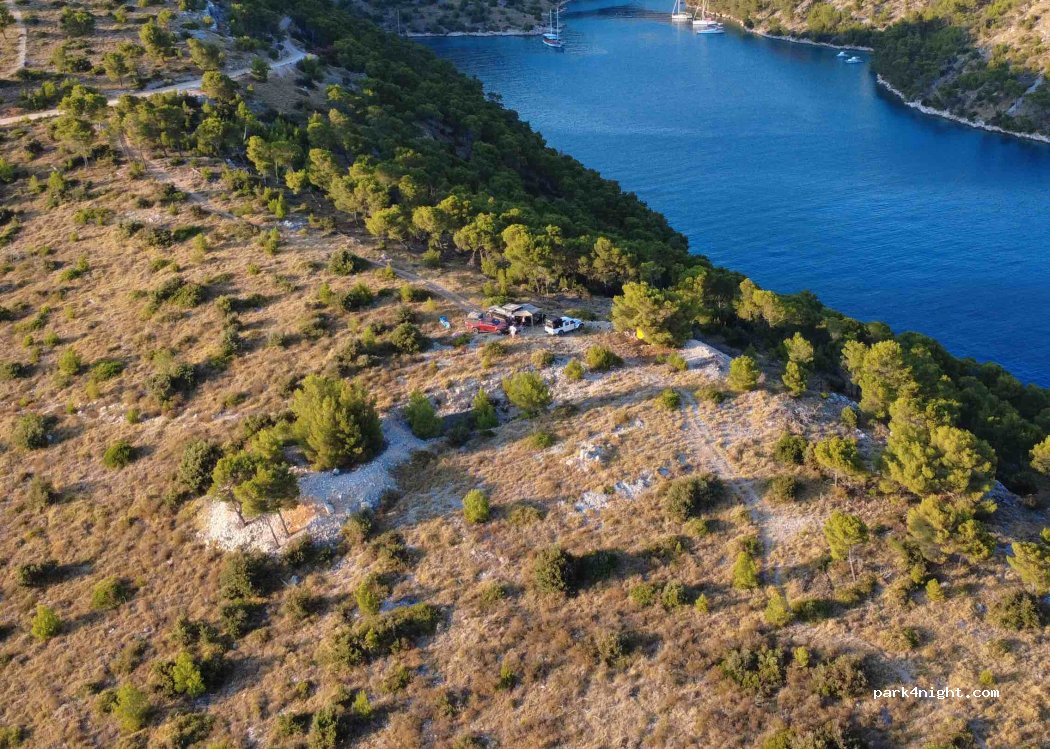 (21423) Nerežišća - — foto 4