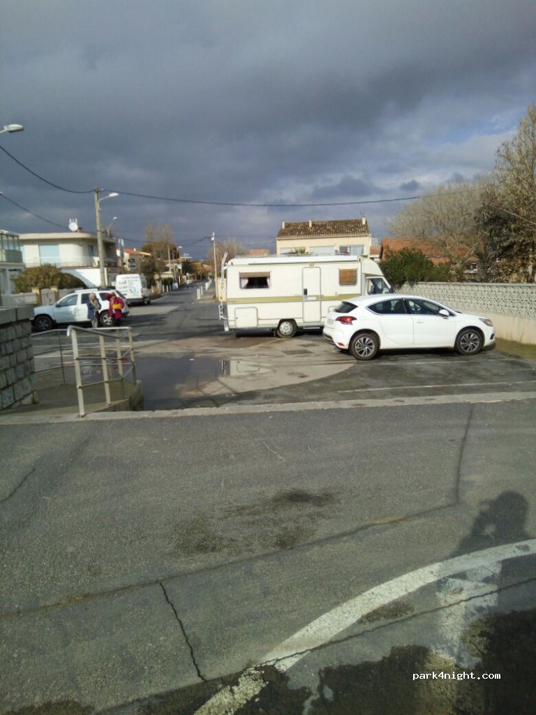 (34300) Agde - 1 Avenue de Saint-Vincent — foto