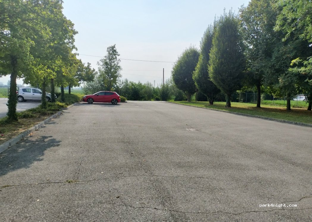 (35136) Padova - 3 Via San Bortolo — foto