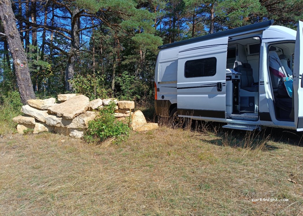 (12560) Saint-Saturnin-de-Lenne - — foto