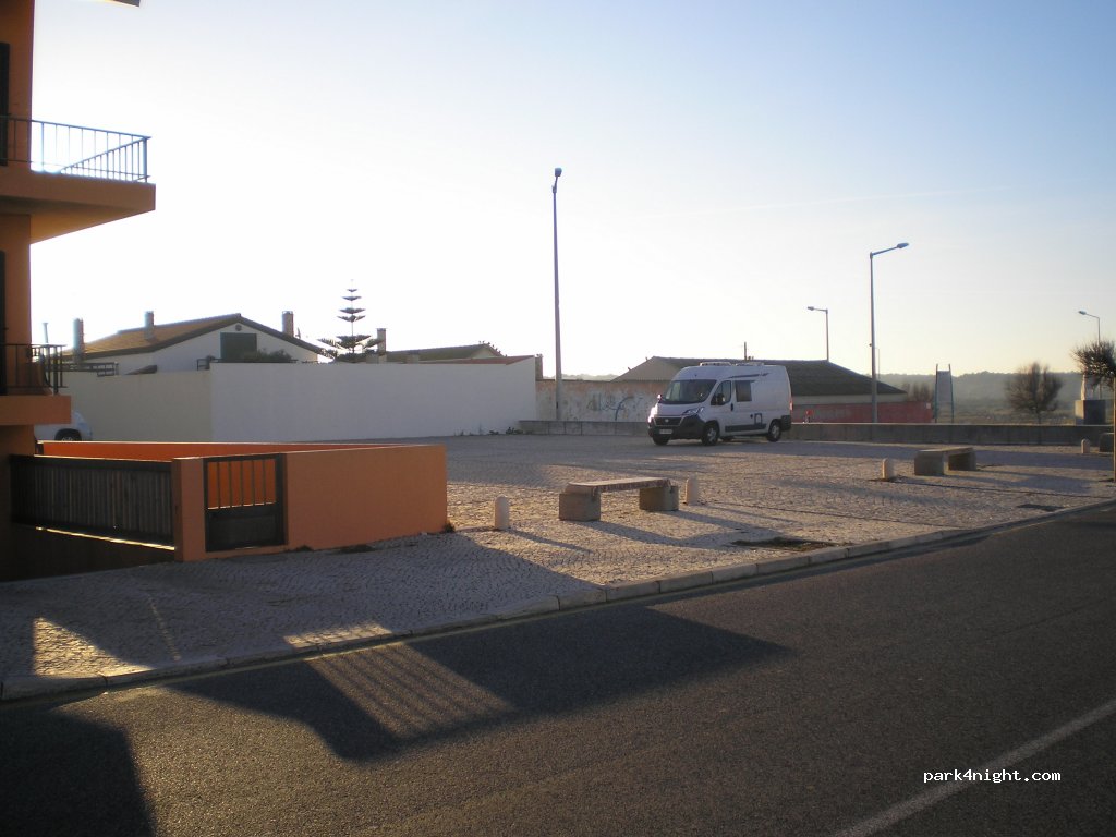 (3090-484) Marinha das Ondas - 6 Avenida do Mar — foto