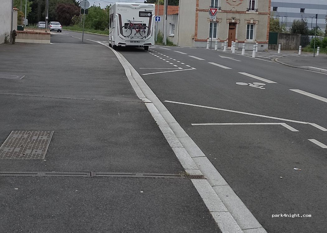 (45100) Orléans - 43 Rue Vieille Levée — foto 3
