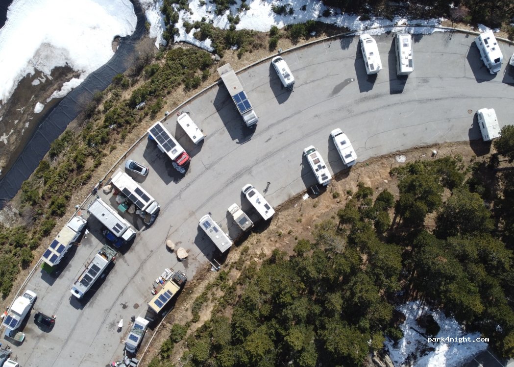 Aparcament Autocaravanes Les Angles — foto