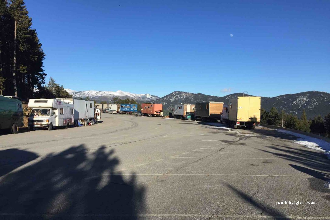 Aparcament Autocaravanes Les Angles — foto 2