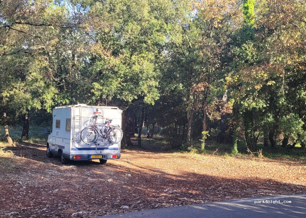 (06140) Vence - 185 Chemin des Salettes — foto