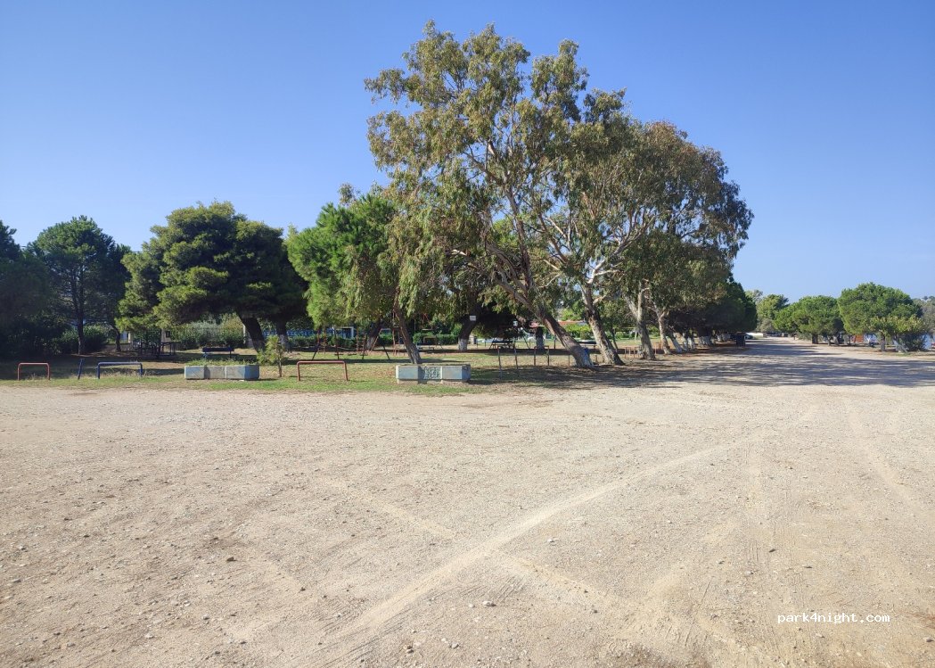 (190 15) Chalkoutsi - Unnamed Road — foto