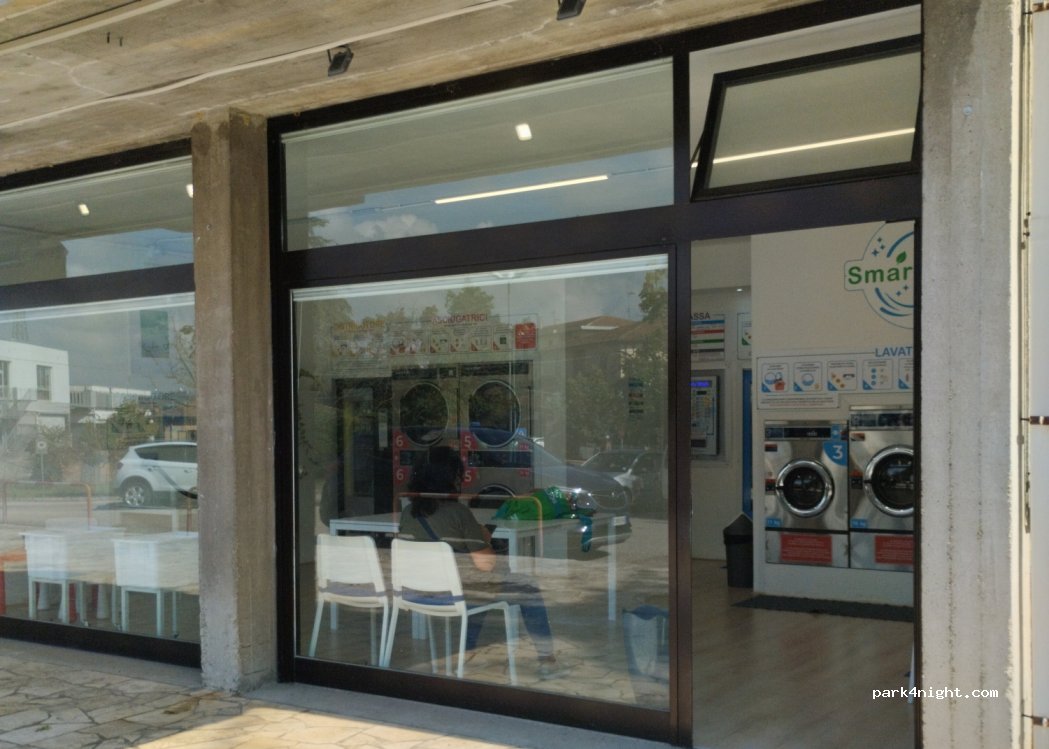 (06062) Po' Bandino - 32 Via Lombardia — foto