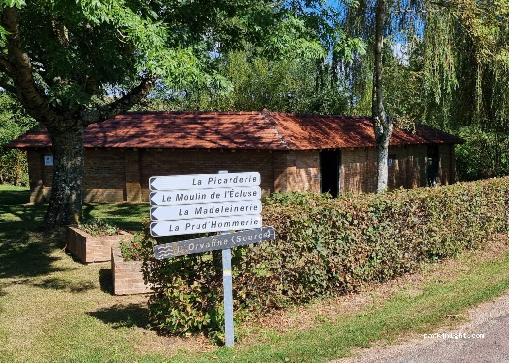 (89150) Saint-Valérien - 1 Route de Fontaines — foto