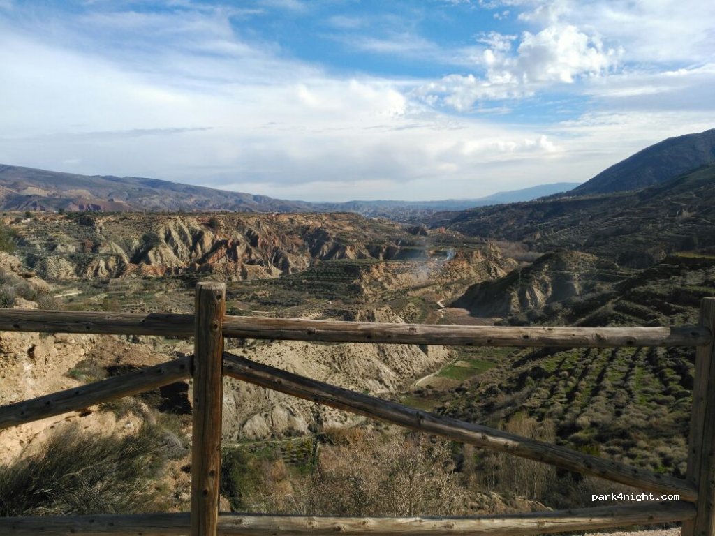 (04458) Padules - Calle la Rueda — foto