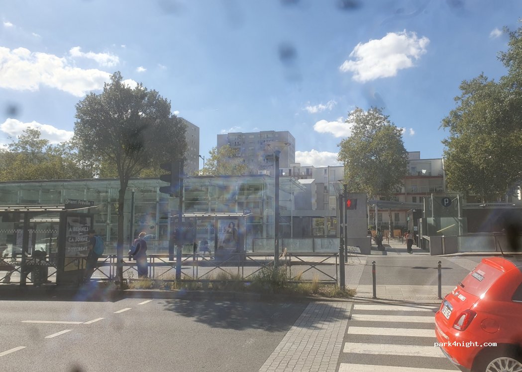 (35200) Rennes - 212 Rue de Châtillon — foto