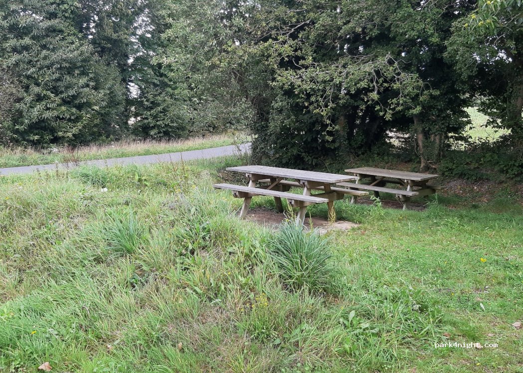 (29590) Pont-de-Buis-lès-Quimerch - 1 Centre Emetteur — foto 2