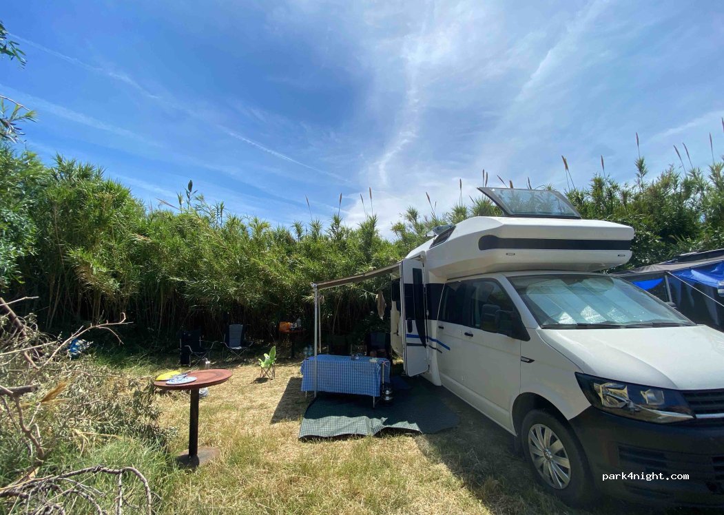 Almira Camping Cafe — foto