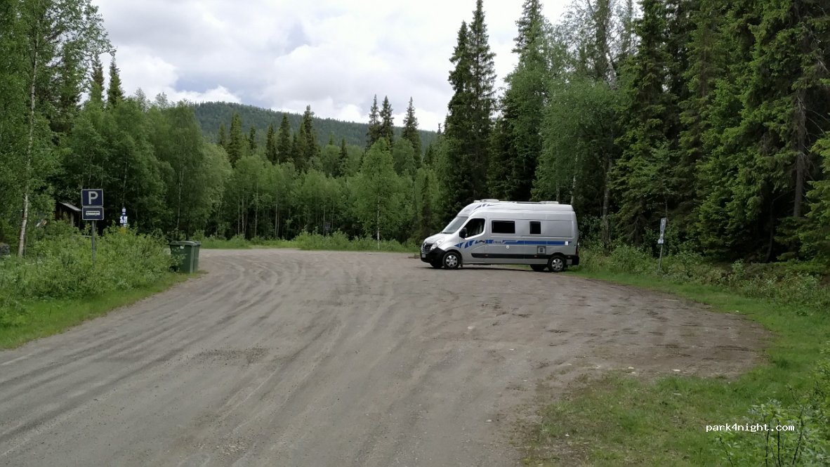(830 90) Gäddede - Unnamed Road — foto