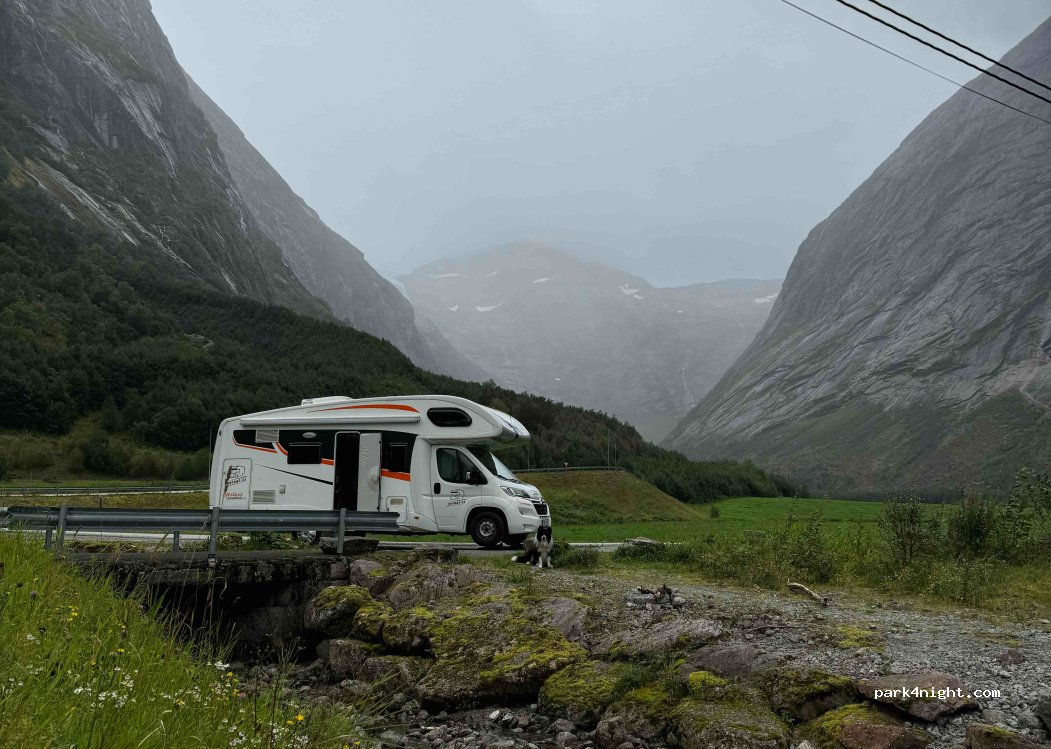 (6843) Skei i Jølster - — foto 3
