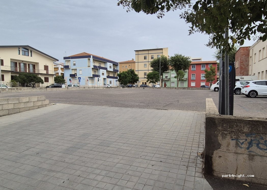 (09170) Oristano - 6 Via Vincenzo Bellini — foto 2