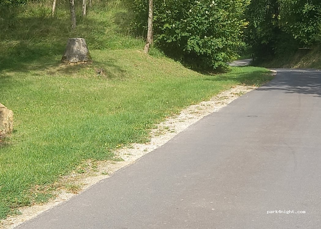 (08360) Château-Porcien - 38 Rue de la Barre — foto 2
