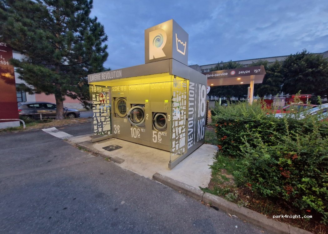 (51100) Reims - 5 bis Avenue Georges Clemenceau — foto