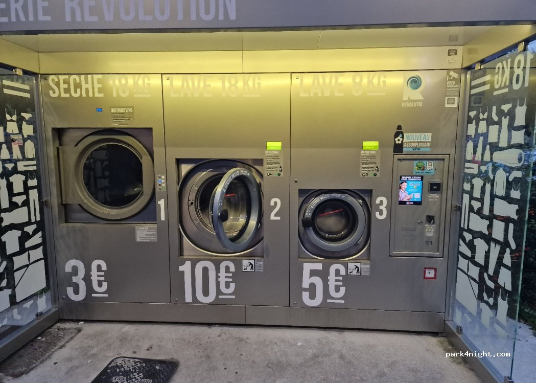 (51100) Reims - 5 bis Avenue Georges Clemenceau — foto 2
