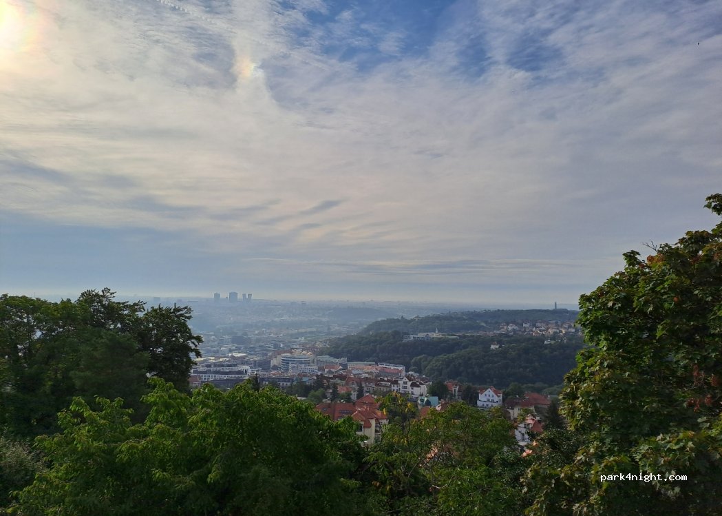 (169 00) Praha - 100 Atletická — foto 2