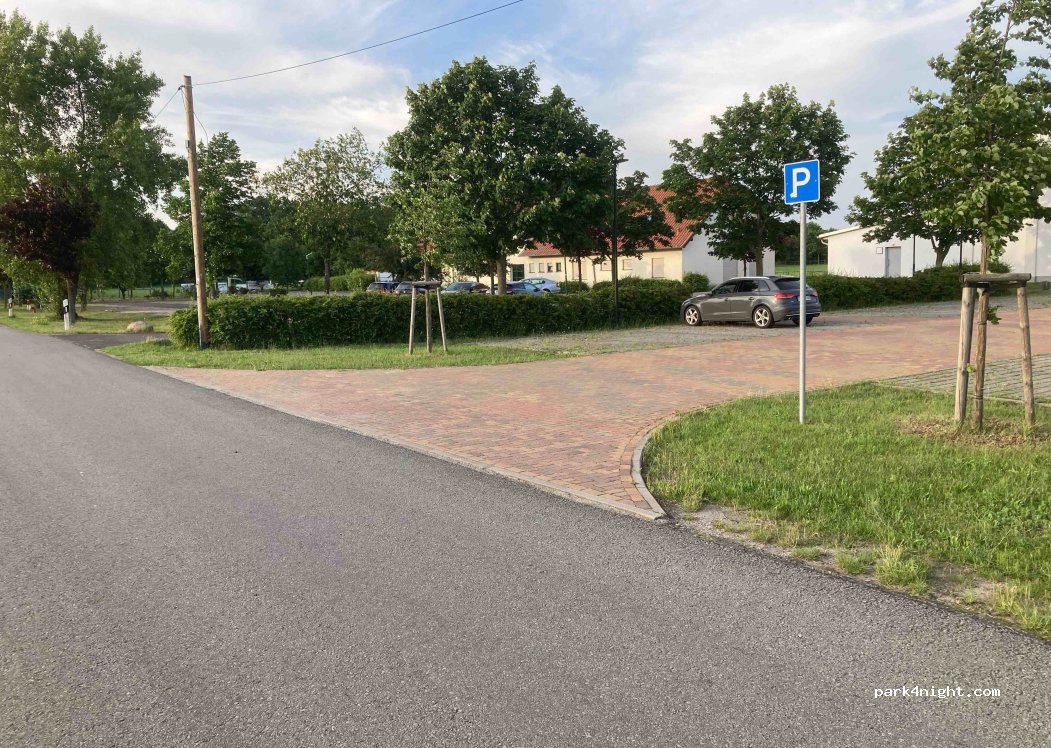 (39524) Schönhausen - Am Sportzentrum — foto 2